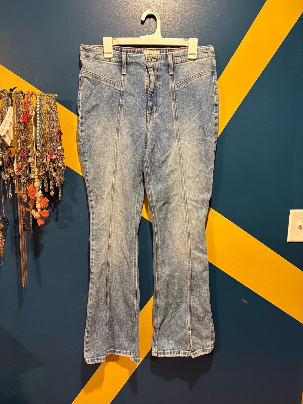 Edgely Light Stone Wash High Rise Flare Jeans EUC